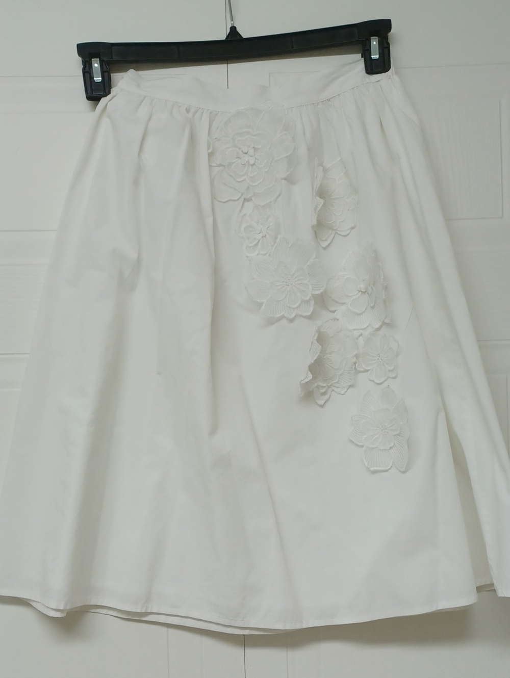 Zara White Floral Skirt Size 10-12